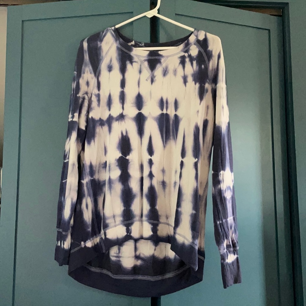 Light sweater- tie dye